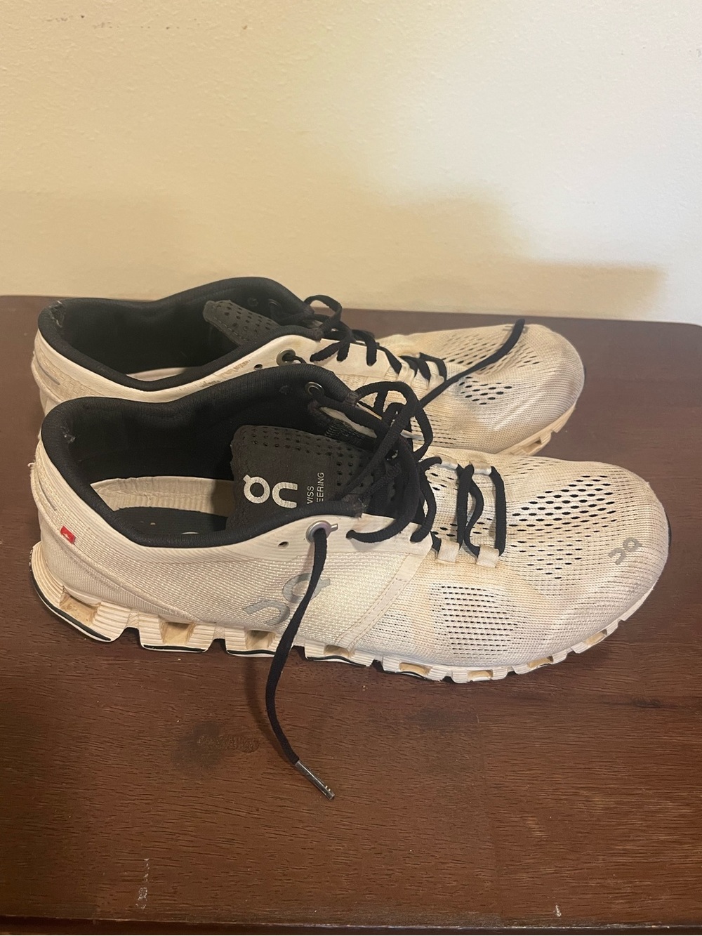 On Running Men's Athletic Trainers in White and Black
